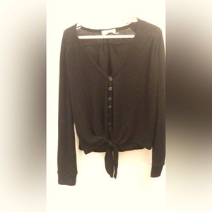 Knitted lightweight button front v-neck top